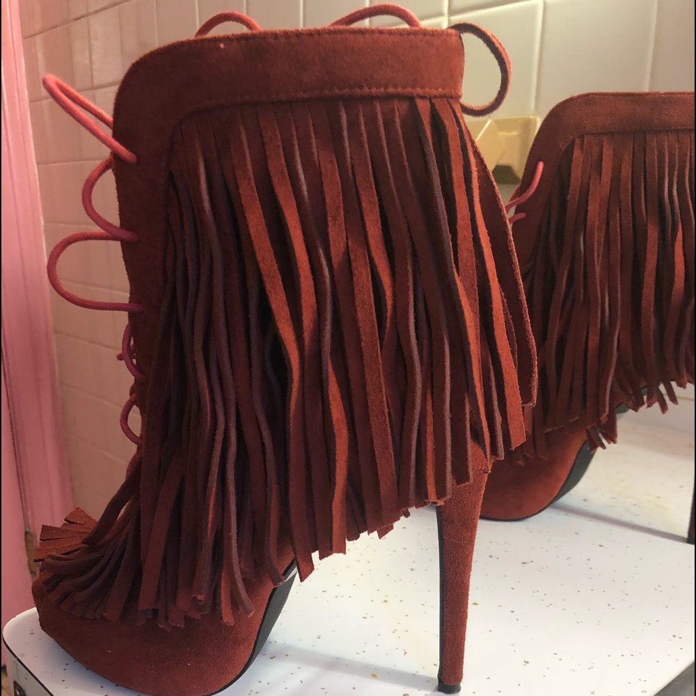 Open Toe Shoe - image 1